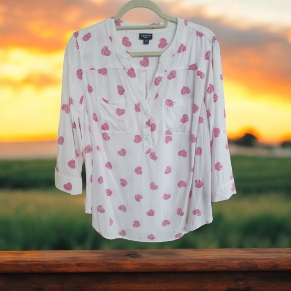 Torrid  Torrid Harper Blouse – Cute & Comfy for Spring & Summer - Picture 5 of 10